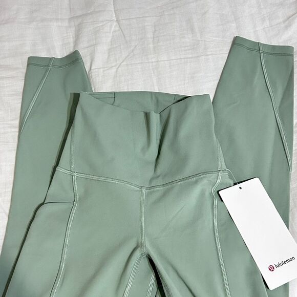 New Lululemon Align HR 25 with pockets - Picture 2 of 2